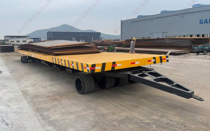 拖車(chē)平板車(chē)是種非常合適的運(yùn)輸轉(zhuǎn)運(yùn)設(shè)備